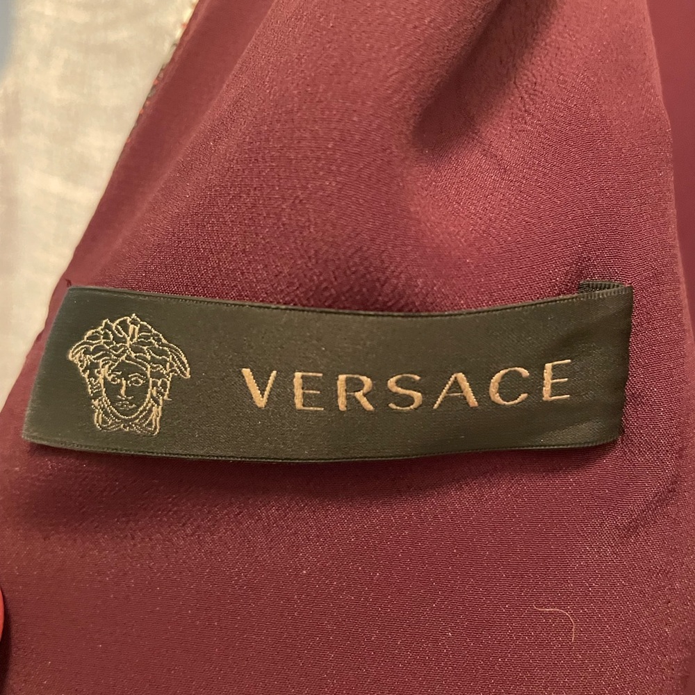 VERSACE Dress. Beautiful colors. Size 6 - Picture 9 of 9